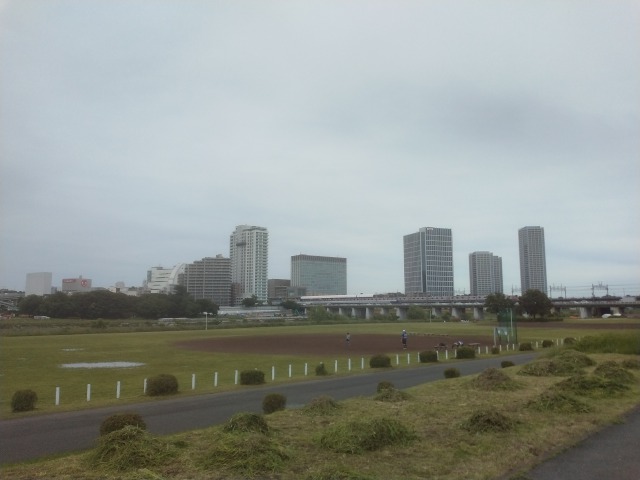 futako-shinchi_tama-river-side3