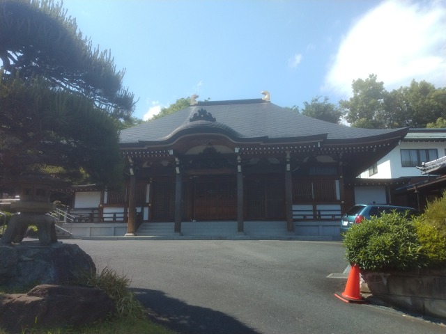 tsudayama_midorigaoka-cemetery2